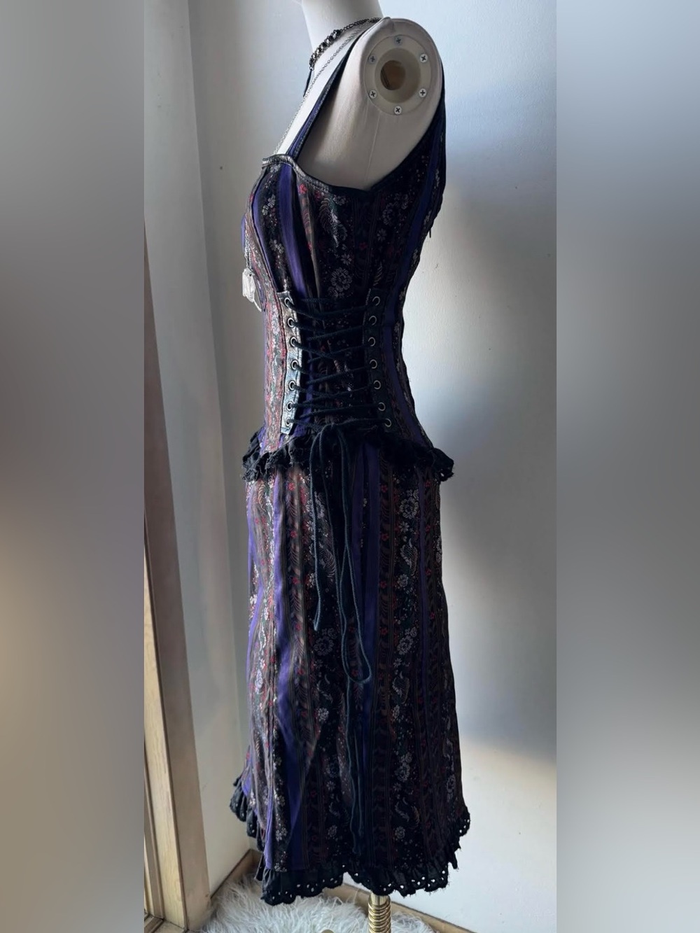 Vintage Y2K punk goth corset dress Hot Topic authentic - Picture 3 of 7